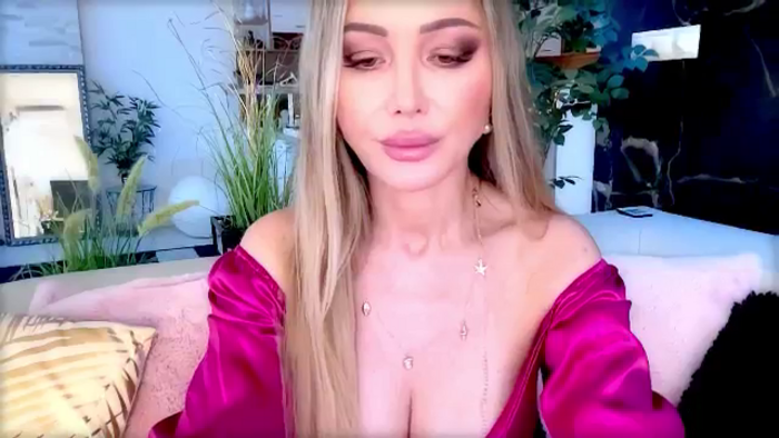 Diana_Doll