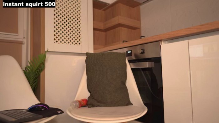 Leti_squirt