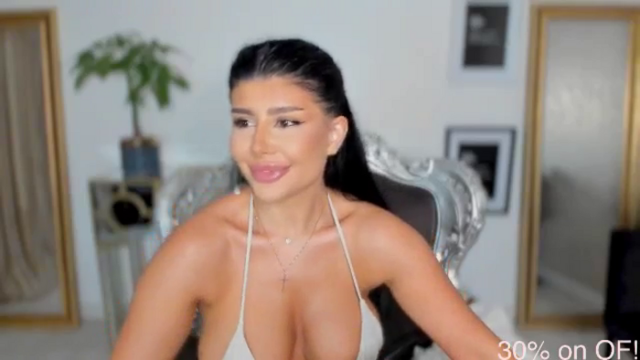 moniqueeale
