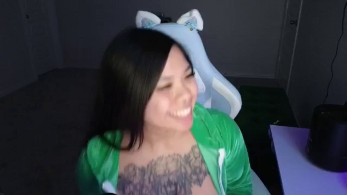 dolllface