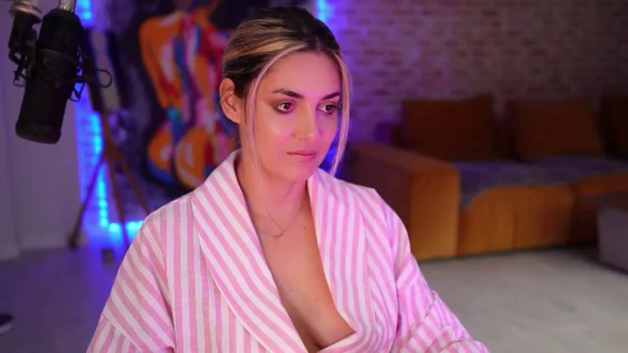 Allie_Synn
