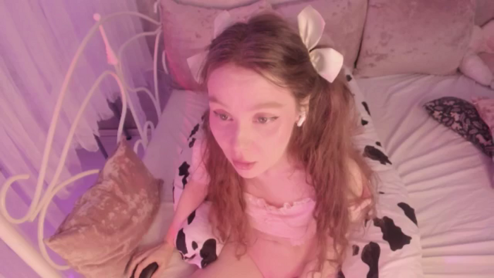 AliceKinkyGir