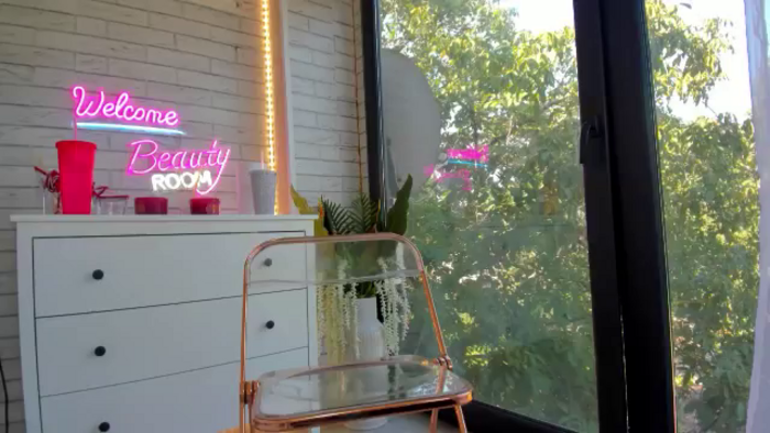 Britney_Charm