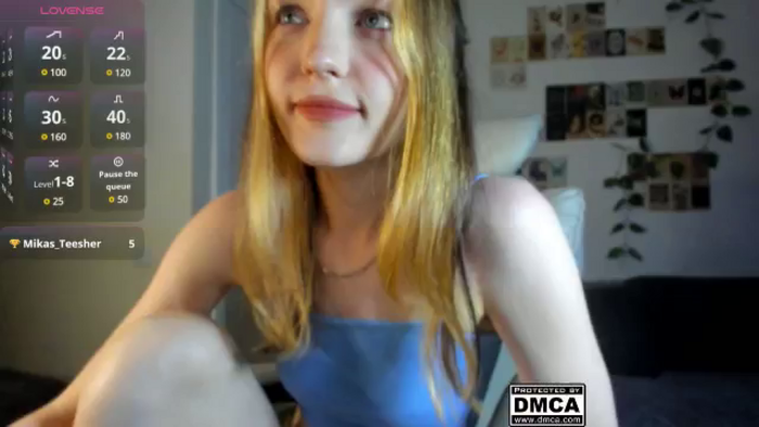 MikaMaez