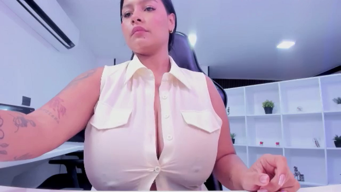 Racheel_boobs