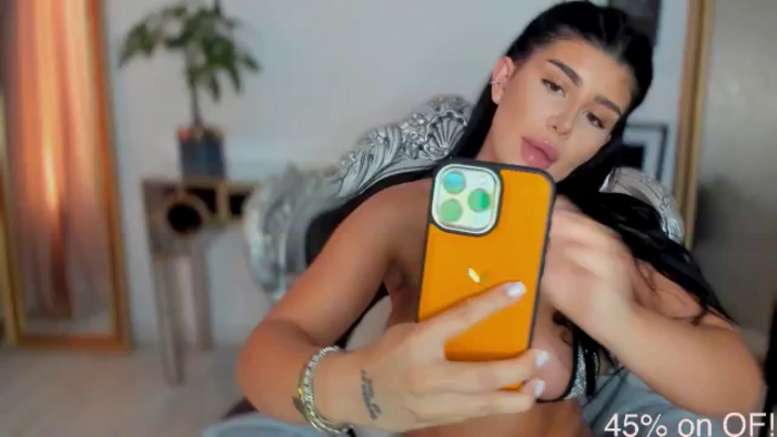moniqueeale