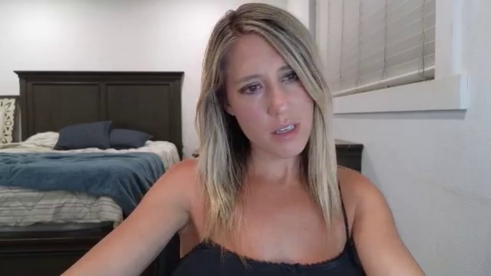 blond_milf