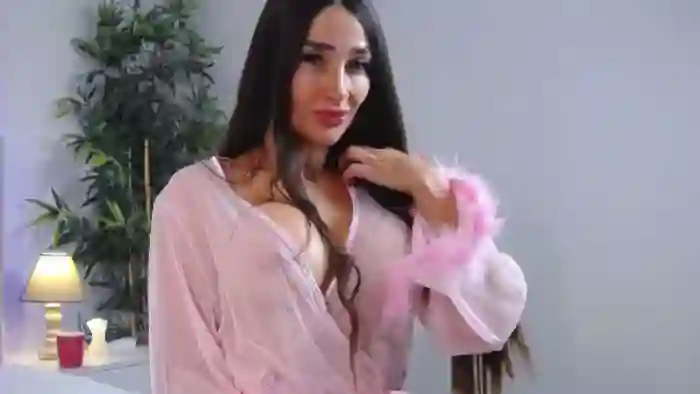 2025/07/16/mfc-myriamfox-09-10-50