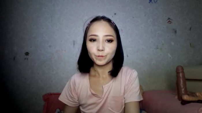 TinyCuteGirl