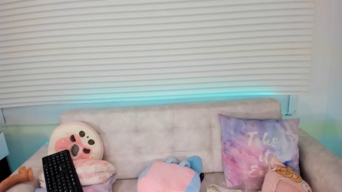 Tiny_Cora