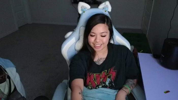 dolllface
