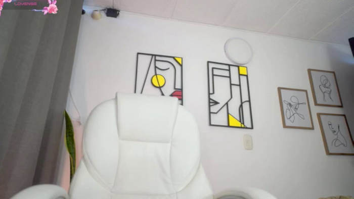 Just_sara1