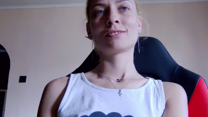Karoline121