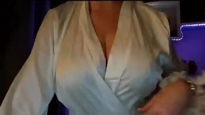2025/07/19/mfc-eroticfelizia-09-09-50