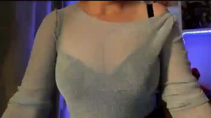 2025/07/19/mfc-eroticfelizia-10-22-36