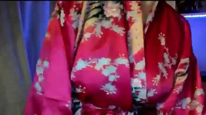 2025/07/20/mfc-eroticfelizia-18-11-17