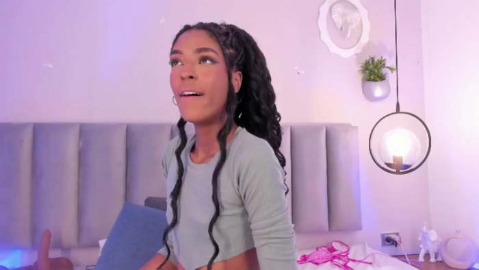 EmelyDeluxe