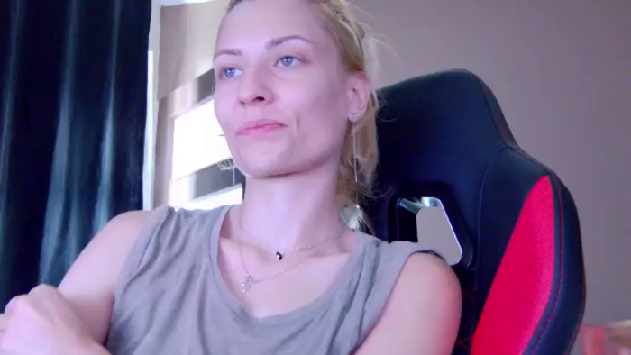 Karoline121