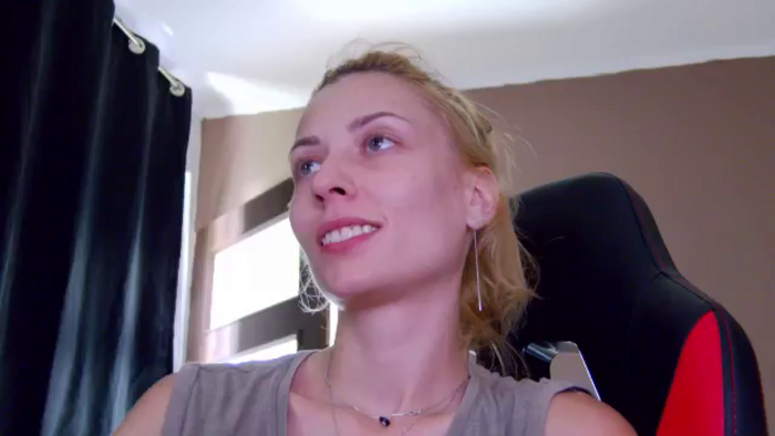 Karoline121