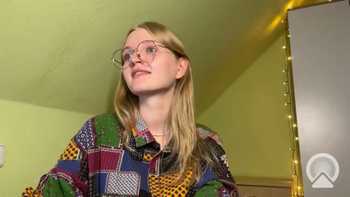 BlondeVixen_A