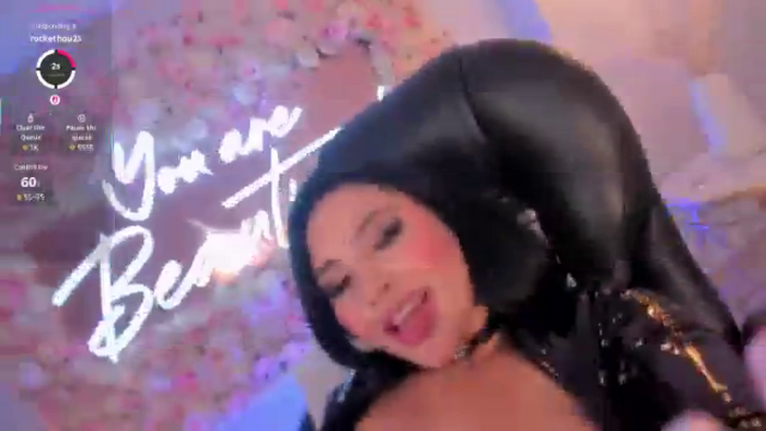MiaRobertsX