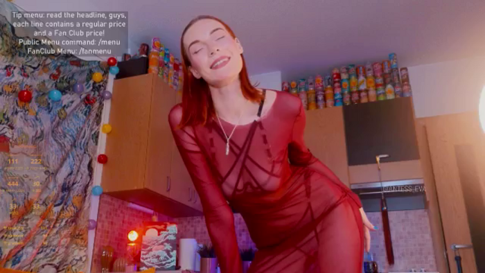 Giantess_Eva