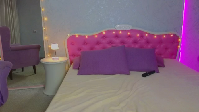 ArianaPetite