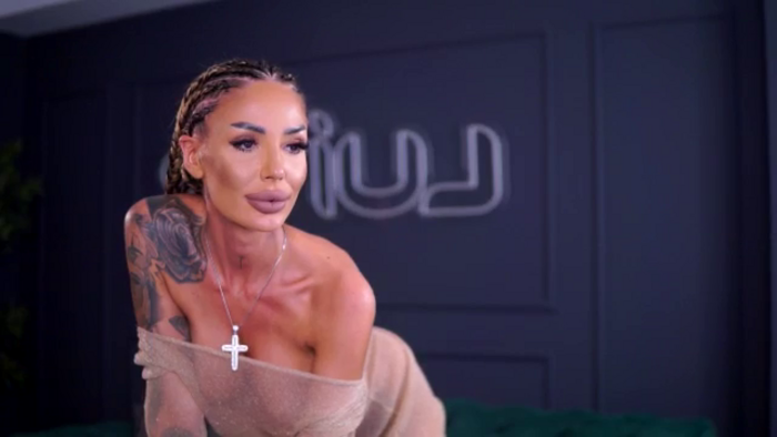 RaquelleVon