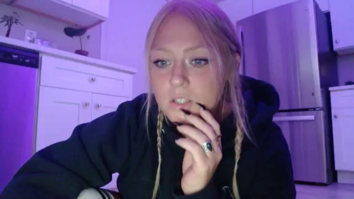 SneakyAlice