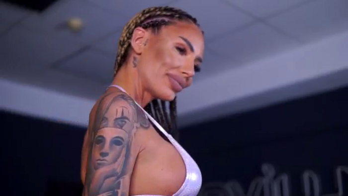 RaquelleVon