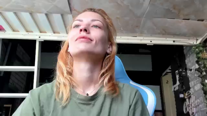 Karoline121