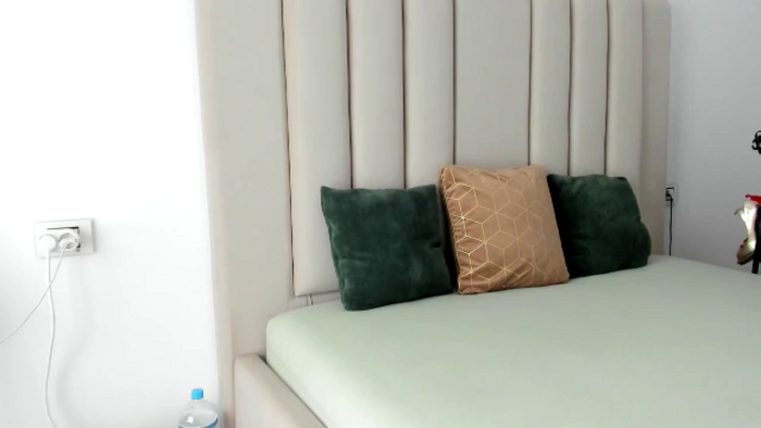 HRYSTINA_
