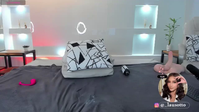 Martina_May