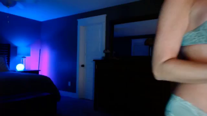 TheKissKara