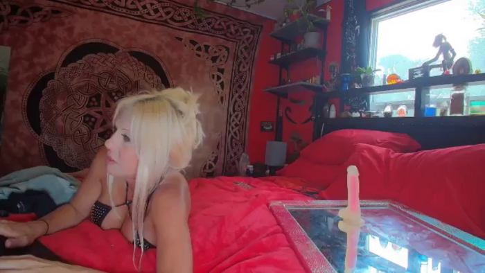HollyHanna
