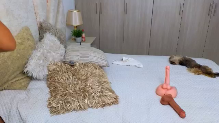 Mia_hott_