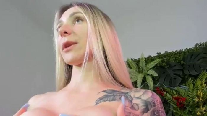 Horny_Blond