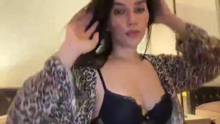 HOLY_BRUNE