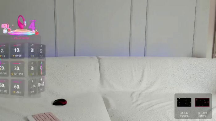 ShyEyesBlondy