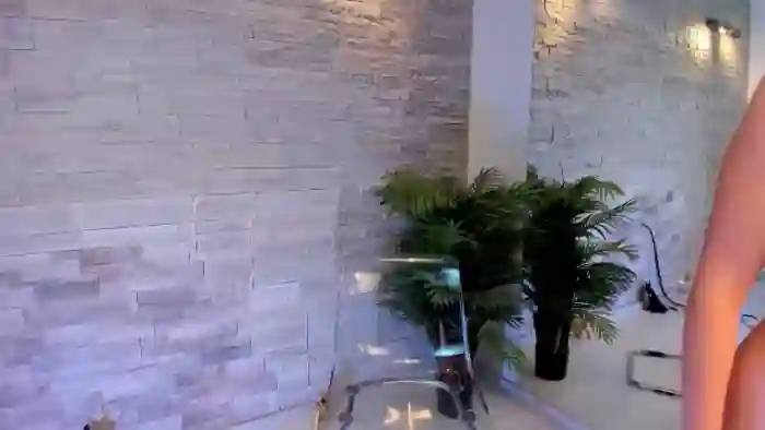 2025/08/20/mfc-angelinsinn-21-59-19