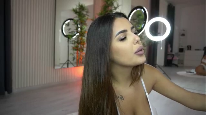 LexxiKenn