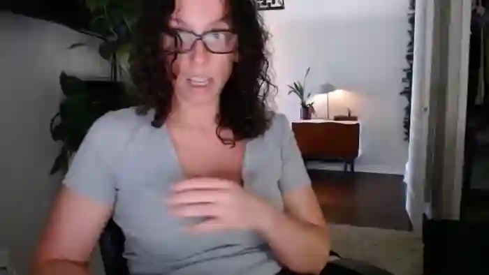 2025/08/20/mfc-sarah_stark-13-29-55