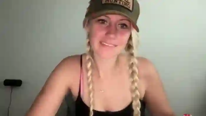 2025/08/20/mfc-snowcheer93-16-13-16