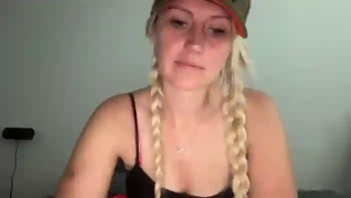 2025/08/20/mfc-snowcheer93-17-35-19