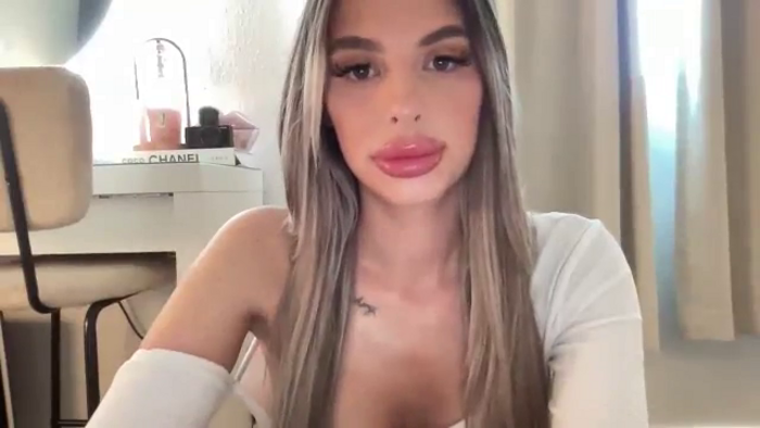 aryaaxo