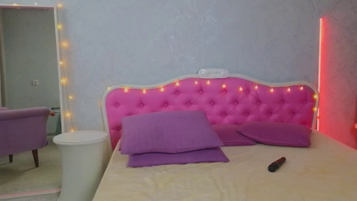 ArianaPetite