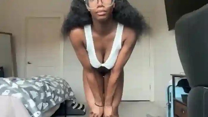 2025/08/22/mfc-serenitypoisi-15-37-49