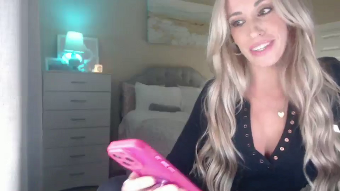 Queen_bambii