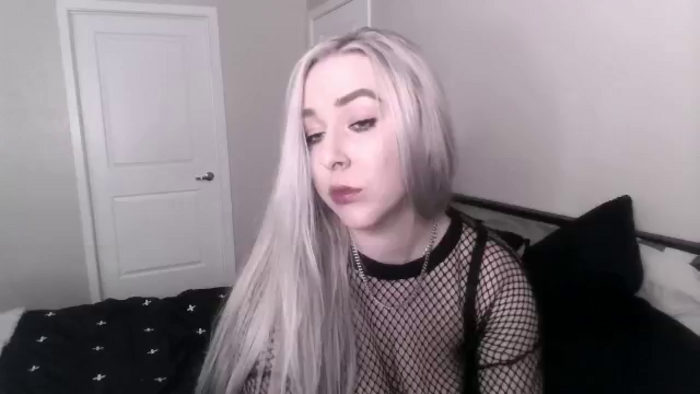 ItsRavenRoses