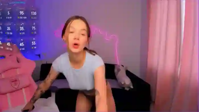 2025/08/25/mfc-kate_young-05-16-30